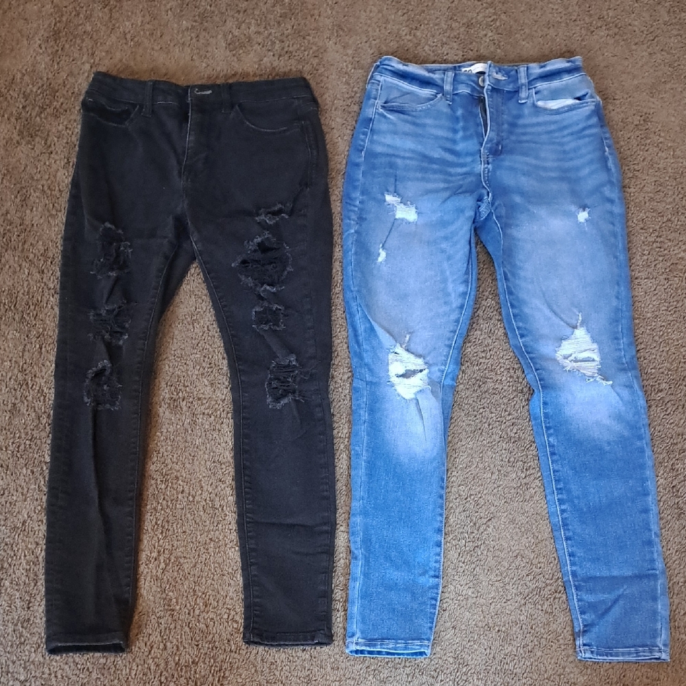 Black and Blue Distressed Juniors Skinny Jeans
